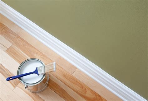 How Much Does It Cost to Paint Baseboards? A Delve into Home Improvement Budgeting and DIY Considerations